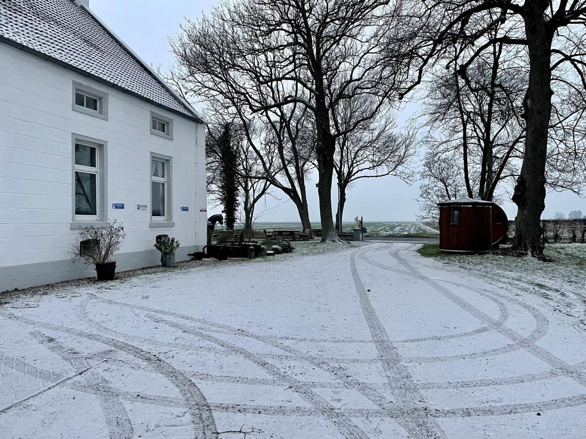 Вилла Steinhaus Hof Bunde  Экстерьер фото